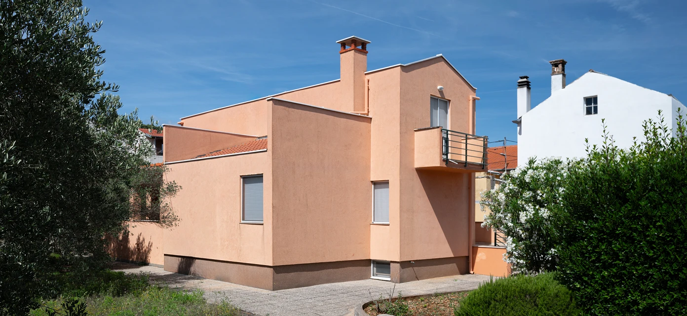 Kuca Preko 2 by Atrij Architects