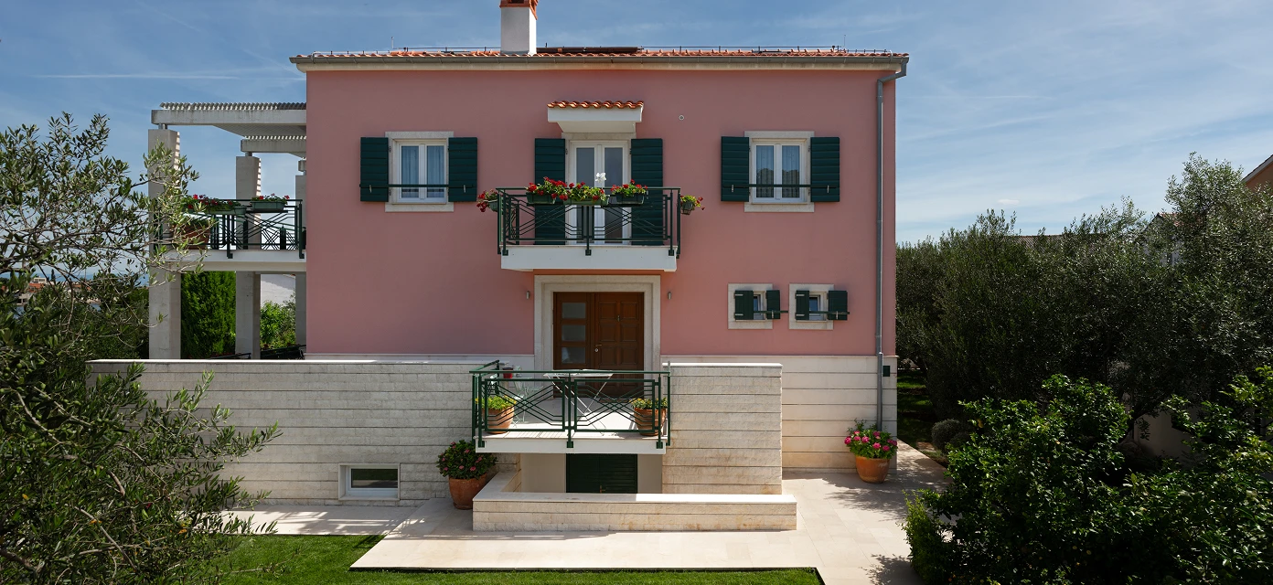 Kuca Preko by Atrij Architects